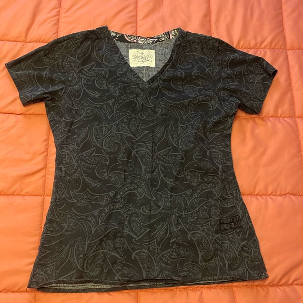 Ver Bradley | XS | Printed Scrub Top